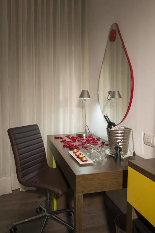 Hampton By Hilton Hotel 4*